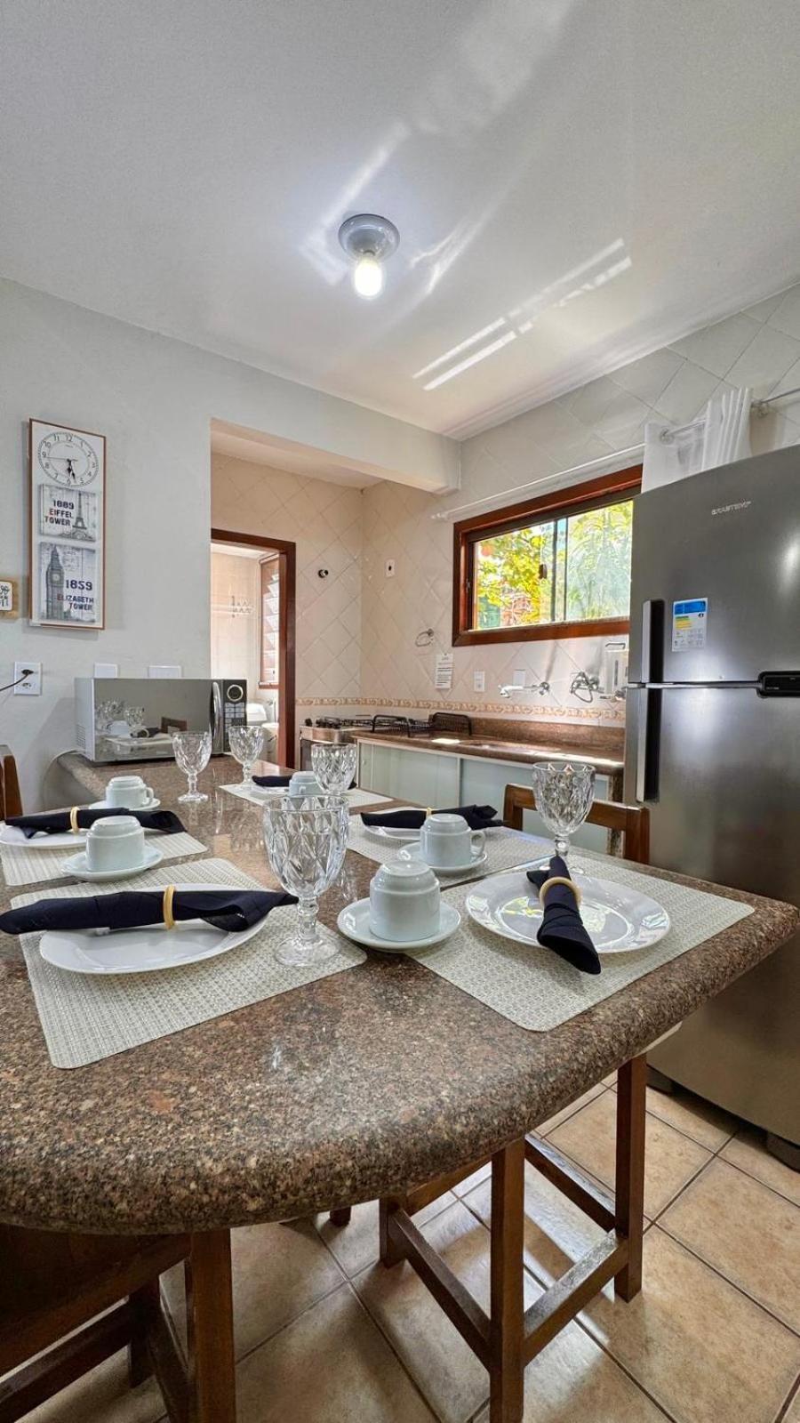 Familiar Terreo Cozinha Tv Smart Ar-condicionado Wifi Em Taperapuan Apartment Porto Seguro
